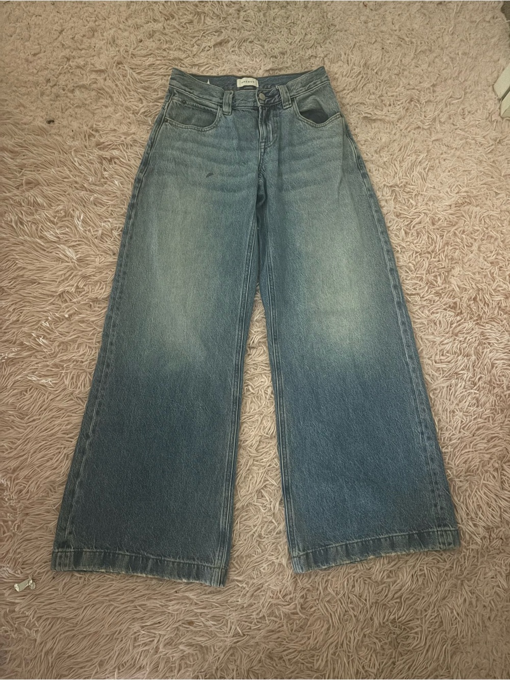 PacSun Women's Wide Leg Jeans in Faded Blue Wash
